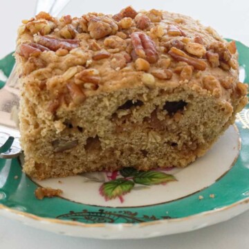 refined sugar free pecan streusel cake