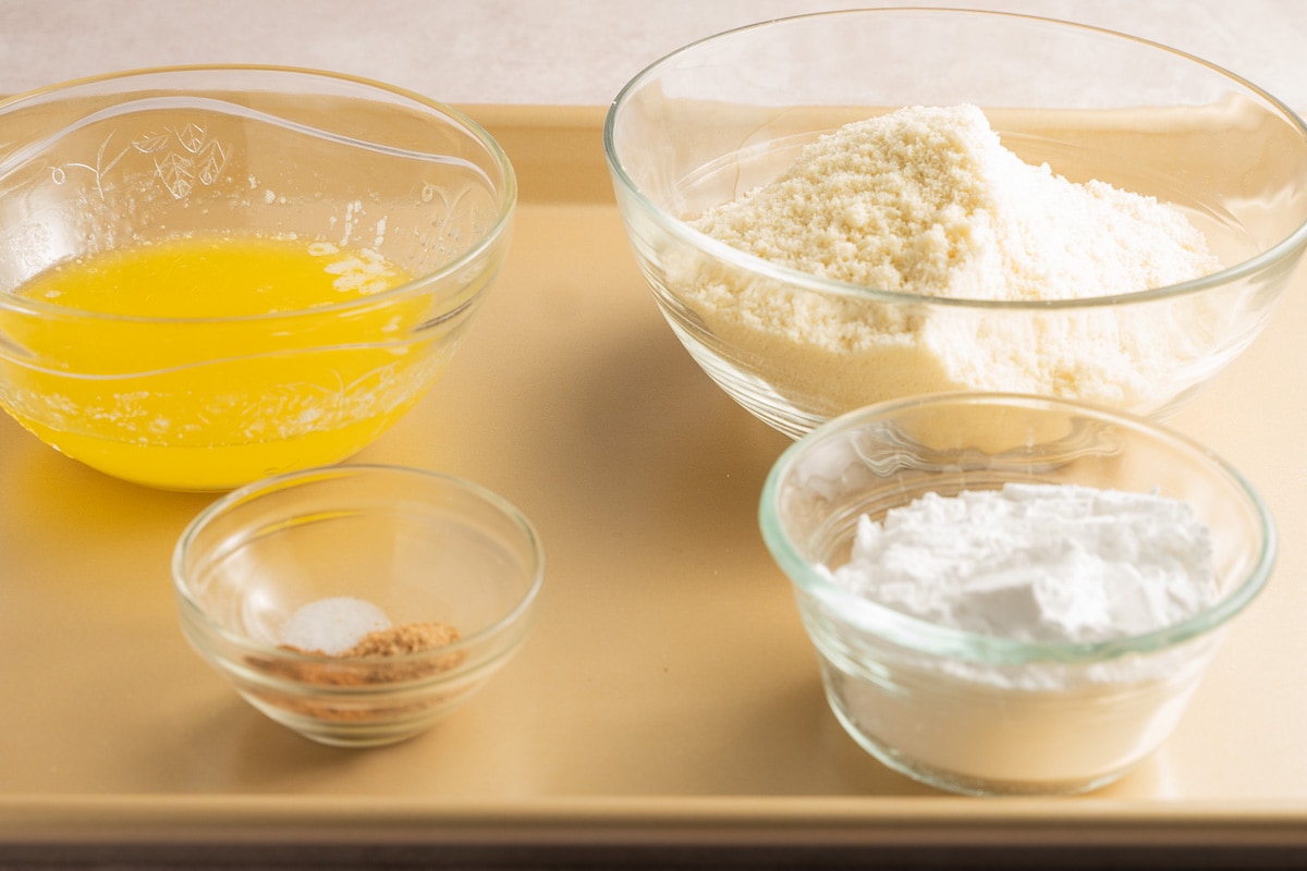 almond flour piecrust ingredients.