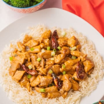 Spicy chicken with rice and broccoli.