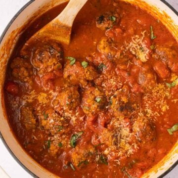 Dutch Oven Meatballs